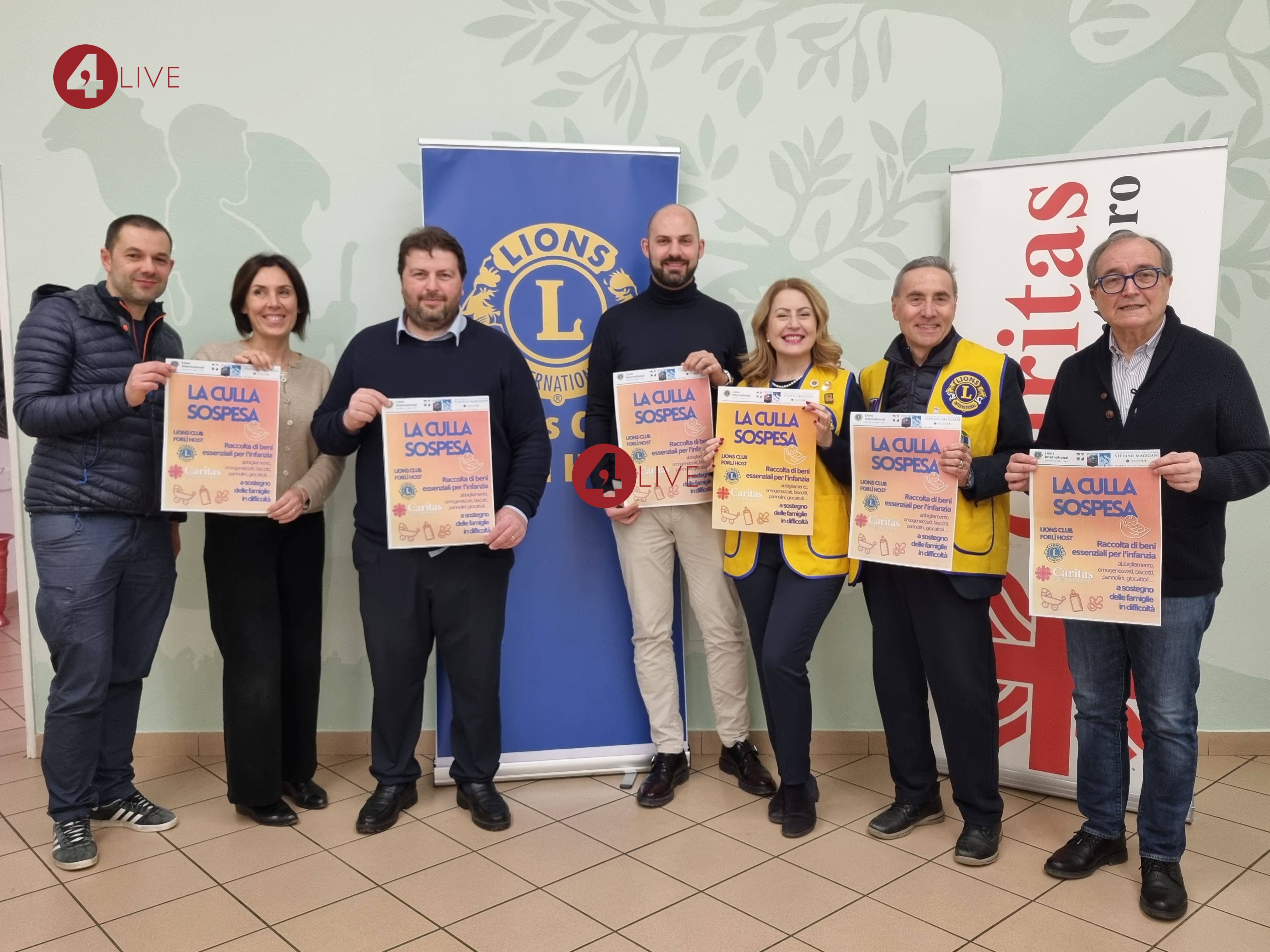 Culla sospesa: avviata una raccolta di beni essenziali per l’infanzia